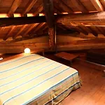 Ottocento 度假居 坎佩尔托尼奥