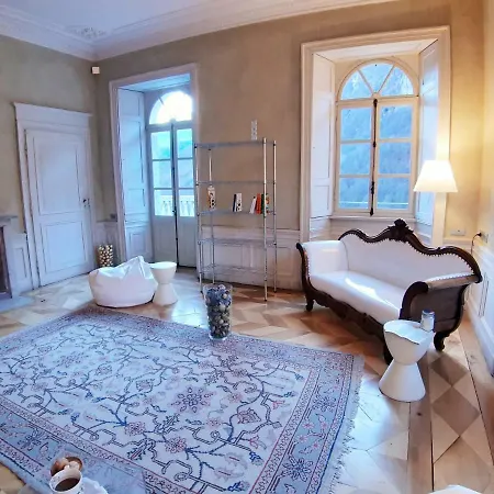 Ottocento 度假居 坎佩尔托尼奥